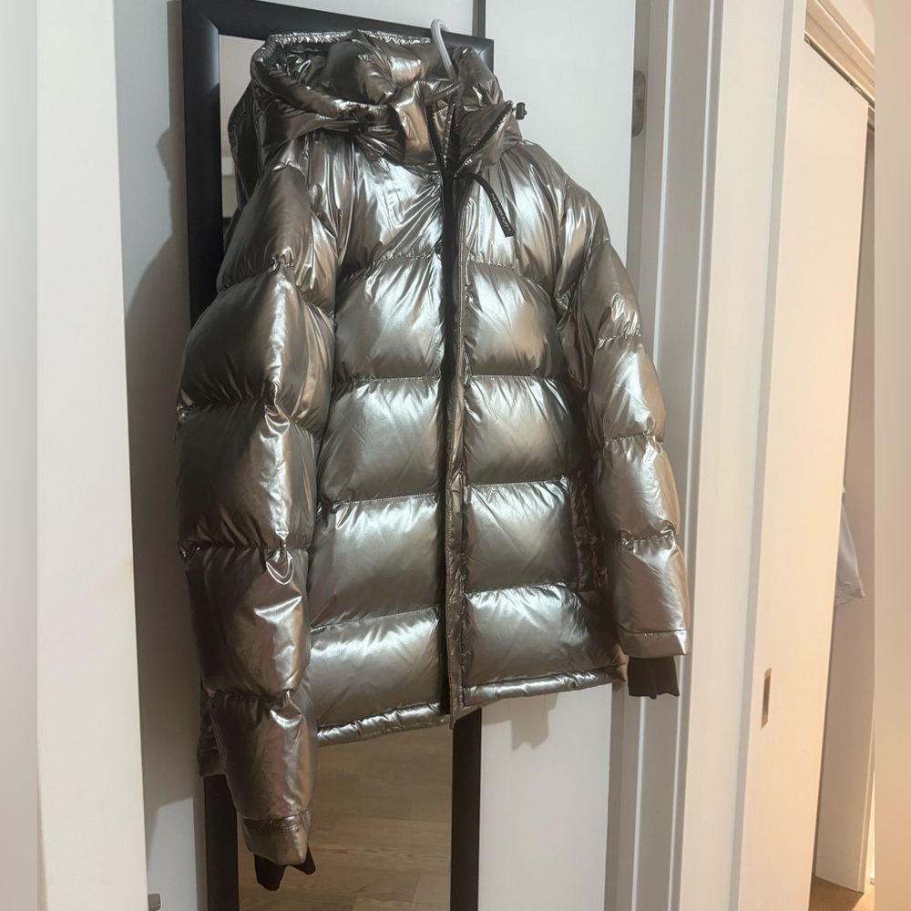 Aritzia super puff